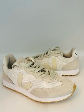 Women's Veja Rio Branco Low Top Sneakers Sz 7
